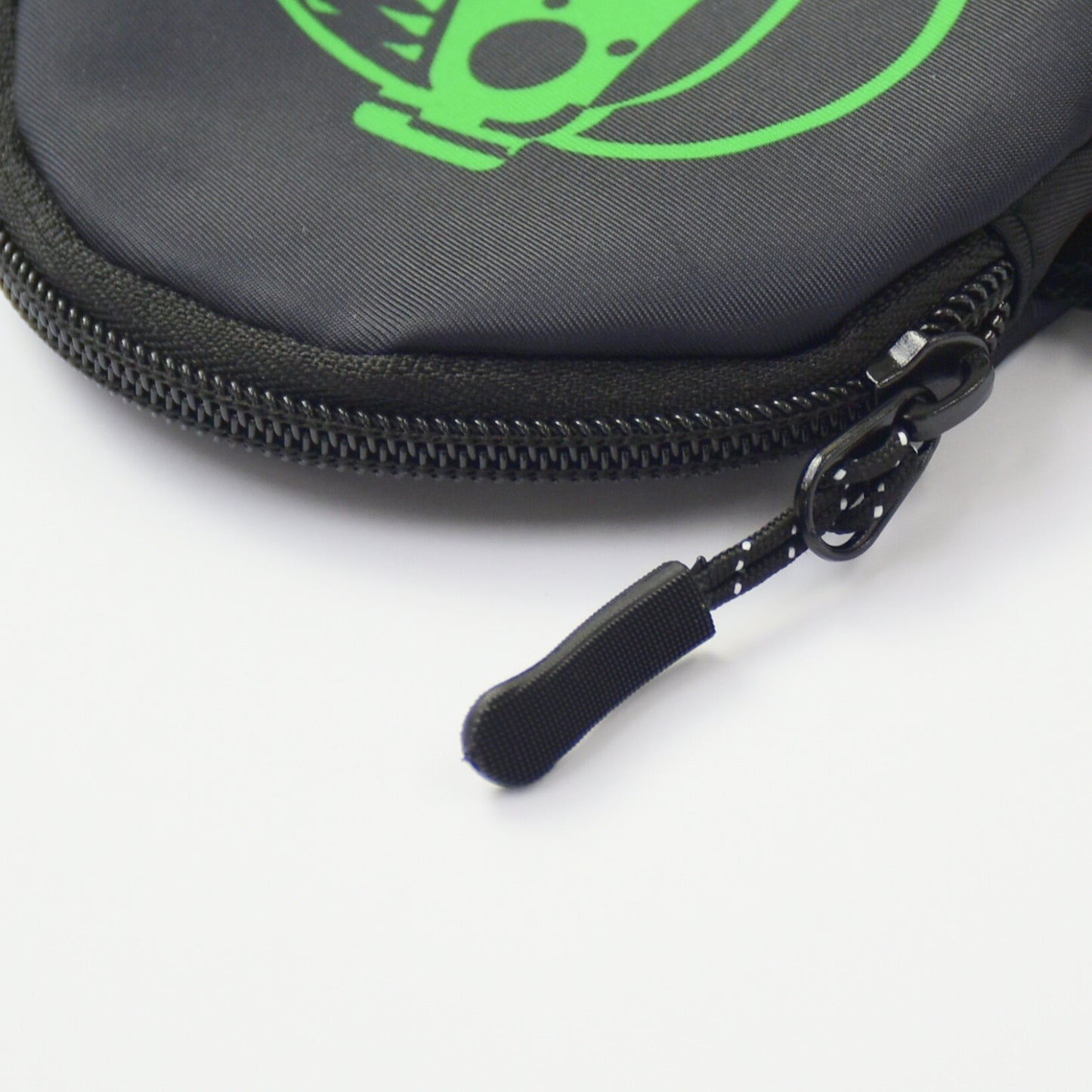 APEX LEGENDS™ Octane Shoulder Bag