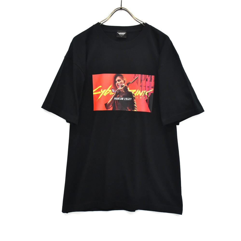 サイバーパンク2077：仮初めの自由 キーアートTシャツ – BLACK