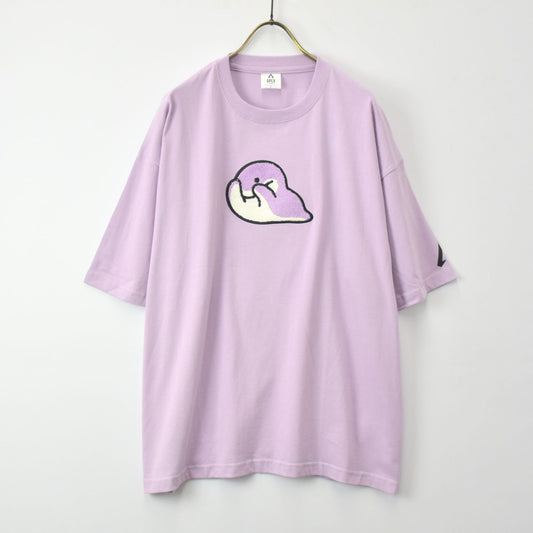 APEX LEGENDS ™ 【エーペックスレジェンズ】 うさぎメン サガラ刺繍 Tシャツ ゆったりサイズ(パープル)
