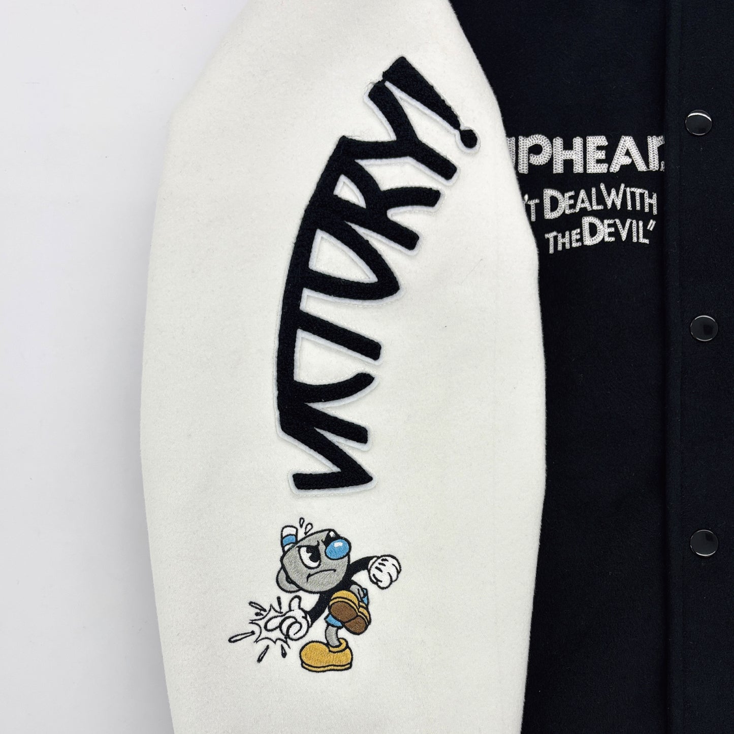 [Pre-order, shipping in January] CUPHEAD Stadium Jacket