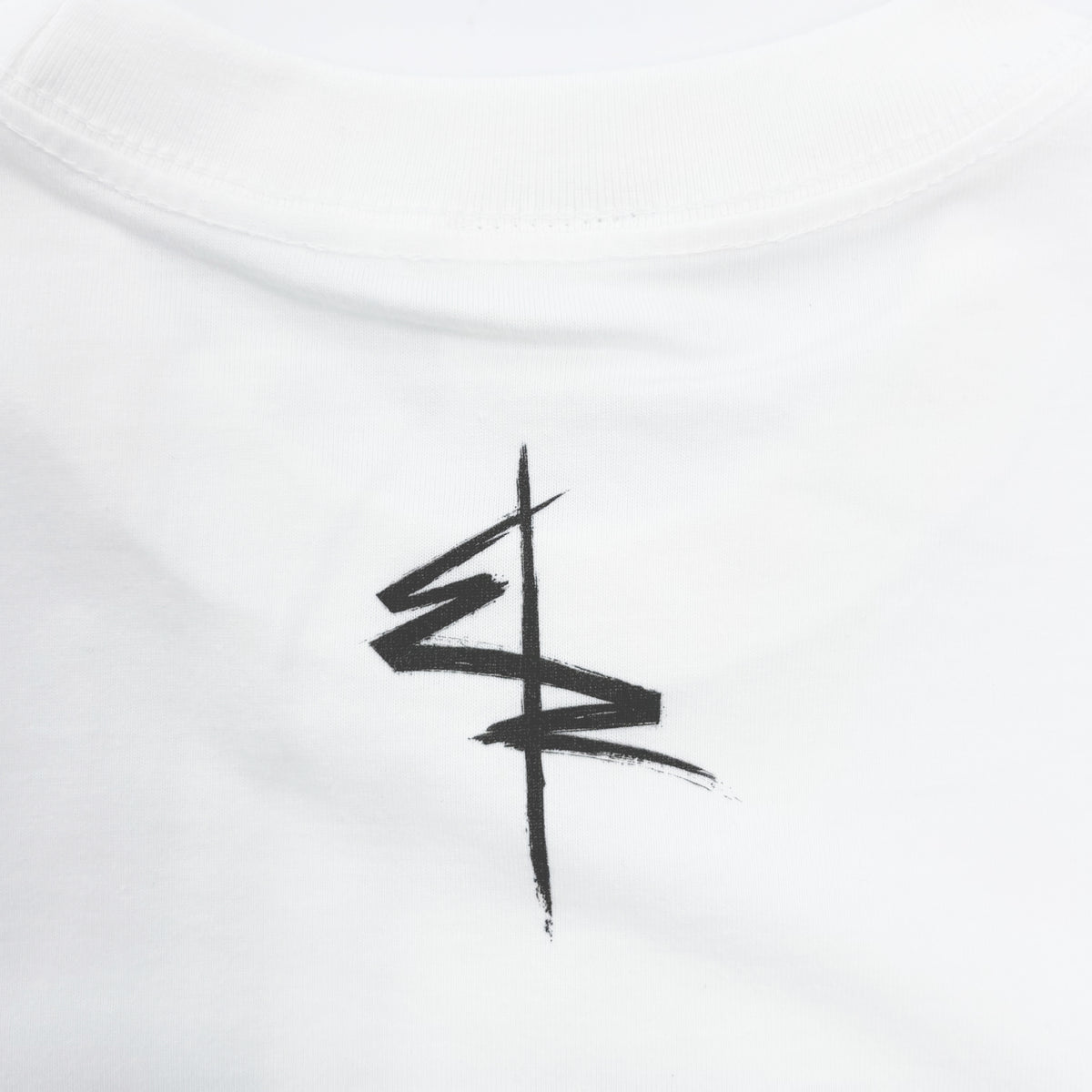 【11月末より順次発送】 Cyberpunk: Edgerunners【サイバーパンク: エッジランナーズ】 "FLY YOU TO THE MOON" Tシャツ