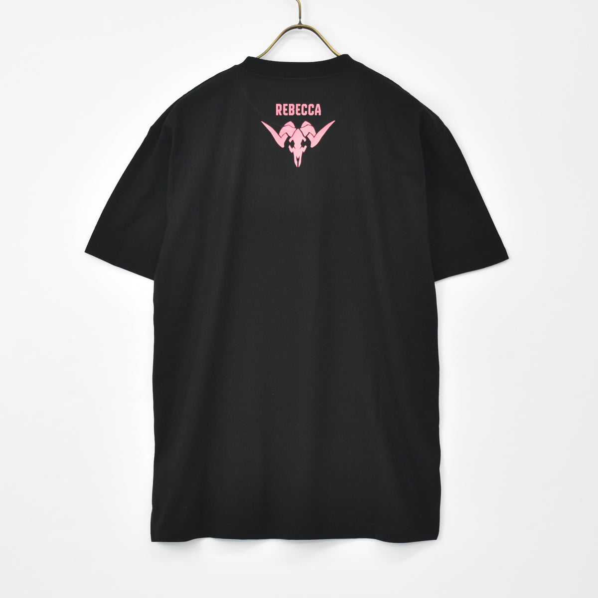 【11月末より順次発送】 Cyberpunk: Edgerunners【サイバーパンク: エッジランナーズ】 レベッカ & アダム・スマッシャー Tシャツ