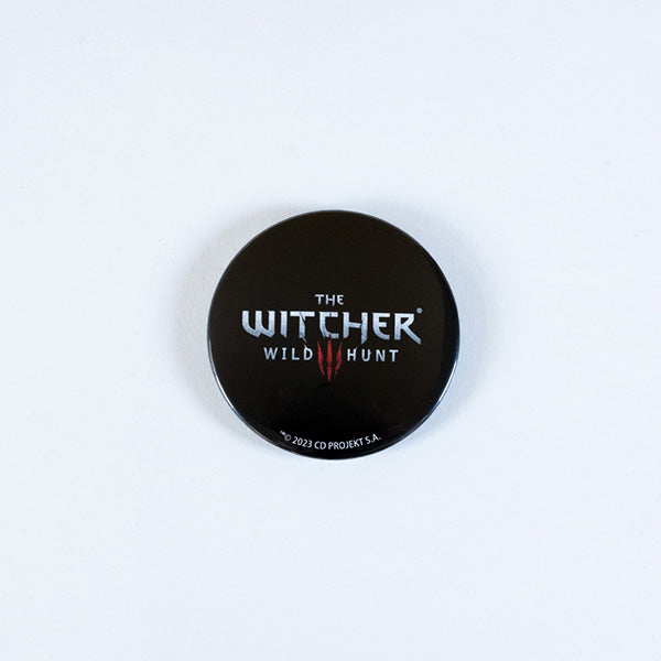 ウィッチャー3 54mm缶バッジ（ロゴ黒）